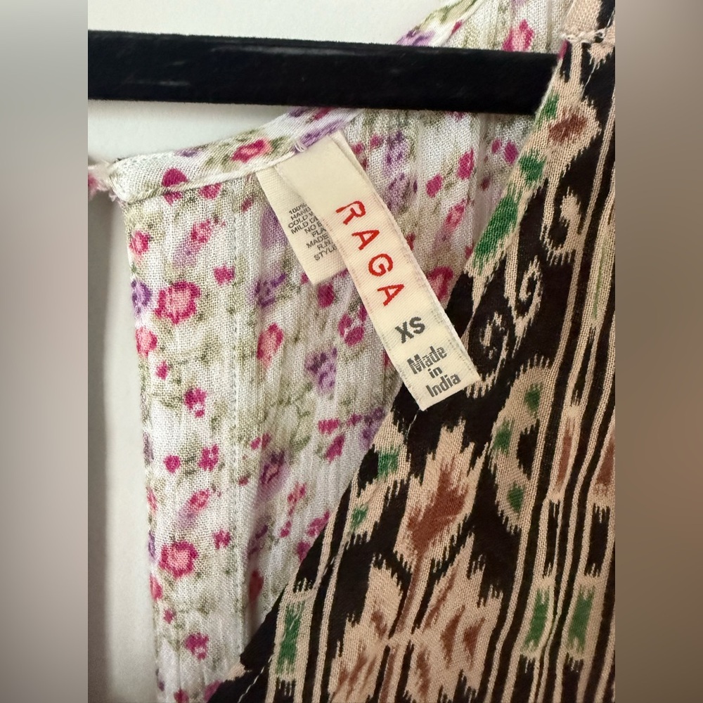 Anthropologie RAGA Ditsy Floral Lightweight Boho Romper Jumpsuit with Tie - Picture 12 of 17